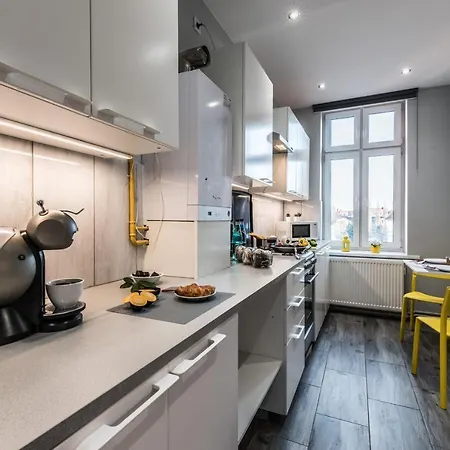 Rent Like - Plac J. Bema 5a * Wrocław